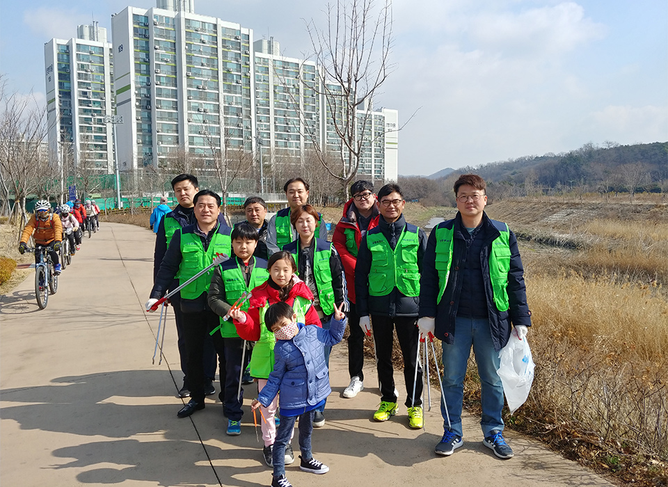티엔나노방진망 남동구 장수천 환경개선 봉사